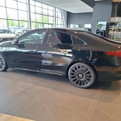 Mercedes CLA Coupe 350 4MATIC avec technologie EQ Limited Edition Colmar