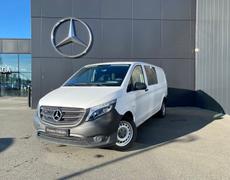 Mercedes Vito Rives-du-Loir-en-Anjou