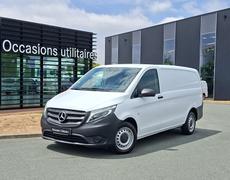 Mercedes Vito Rives-du-Loir-en-Anjou