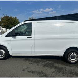 Mercedes Vito 114 BlueTEC Fourgon compact occasion - Rives-du-Loir-en-Anjou - photo 2/13