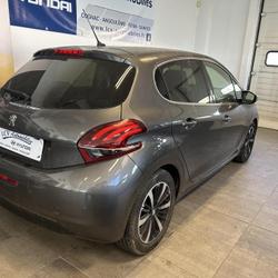 Peugeot 208 208 PureTech 82ch S&S BVM5 Tech Edition Saintes