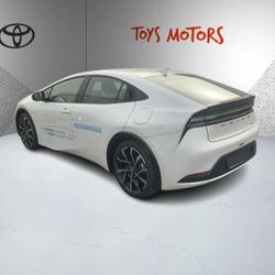 Toyota Prius V Hybride Rechargeable 223ch Design PHE Royan