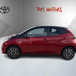 Toyota Aygo 1.0 VVT-I X-CLUSIV occasion - Royan - photo 2/16
