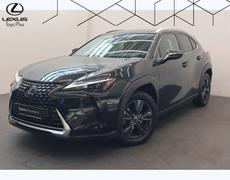 Lexus UX Saintes