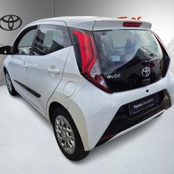 Toyota Aygo 1.0 VVT-i x-play x-app occasion - Rochefort - photo 3/20