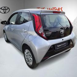 Toyota Aygo 1.0 VVT-i x-play occasion - Rochefort - photo 3/20