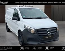 Mercedes Vito Nivolas-Vermelle