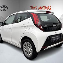 Toyota Aygo 1.0 VVT-I X-PLAY 72 ch occasion - Boulogne-sur-Mer - photo 3/23