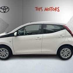 Toyota Aygo 1.0 72 x-play occasion - H&oelig;nheim - photo 2/25