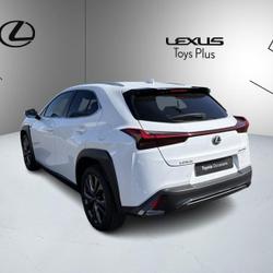 Lexus UX 300h 2WD F SPORT Design Max&eacute;ville