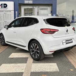 Renault Clio 5 1.6 E-Tech 145ch full hybrid Techno Saumur