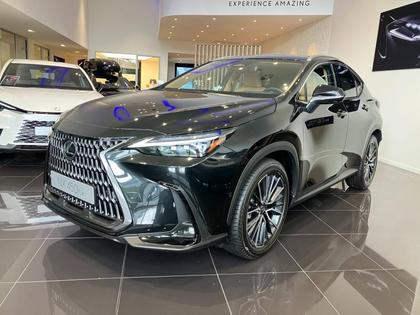 Lexus NX - 450h+ Executive 4WD MY25 - 71 490 €