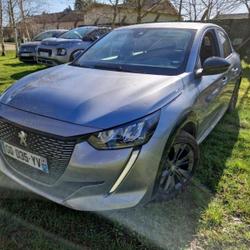 Peugeot 208 e-208 136ch Style Fontenay-sur-Eure