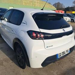 Peugeot 208 e-208 136ch Style Fontenay-sur-Eure