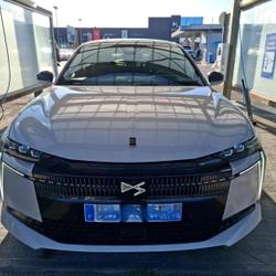 DS Num&eacute;ro 4 Hybride 145ch Etoile Nappa / TOIT OIUVRANT / COFFRE ELECTRIQUE / HIFI FOCAL Caudan