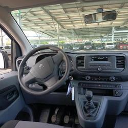 Peugeot Expert combi 1.5 BlueHDi 120 Standard / 8 places / 24916 ht Brest