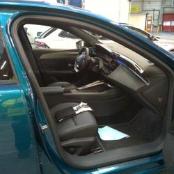 Peugeot 408 PHEV 180 GT e-EAT8 + CUIR / TOIT OUVRANT S&eacute;n&eacute;