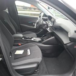 Peugeot 208 e-208 136ch Style Ch&acirc;teaulin