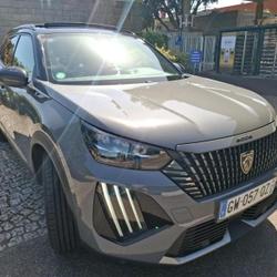 Peugeot 2008 e-2008 136ch GT + Toit ouvrant / Pompe &agrave; chaleur Vernouillet