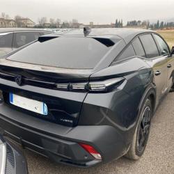 Peugeot 408 PHEV 225 Allure Pack e-EAT8 / SIEGES CHAUFFANTS Concarneau