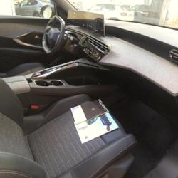 Peugeot 5008 Electrique 210ch Batterie 73 kWh Allure / Pompe &agrave; chaleur + Pack Panoramic + Pack vision 360 & occasion - Vernouillet - photo 3/7