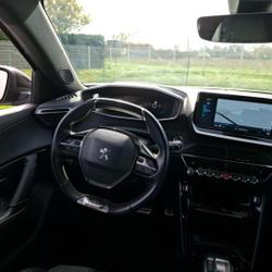 Peugeot 2008 e- 136ch GT 136 / ADML / SIEGES AV CHAUFFANTS / CAMERA DE RECUL occasion - Caudan - photo 3/7