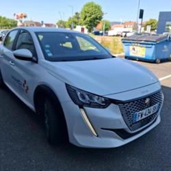 Peugeot 208 e- 136ch Active Business + GPS / CAMERA / CHARGEUR 11KW occasion - S&eacute;n&eacute; - photo 2/10