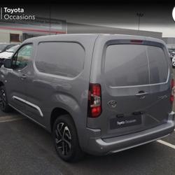 Toyota Proace verso CITY MEDIUM 1.5L 130 D 4D BVA STARTCFLOOK3P  MC Saint-Memmie