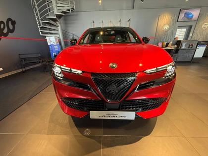 Alfa Romeo Junior - 1.2 Ibrida 145ch Sport Speciale e-DCT6 - 36 499 €