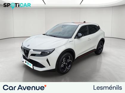 Alfa Romeo Junior - Junior 1.2 Ibrida 145 ch e-DCT6 - 30 500 €