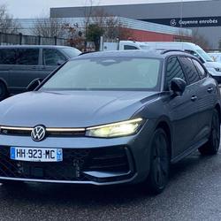 Volkswagen Passat NOUVELLE EHYBRID 272CH DSG6 R LIN M&eacute;rignac