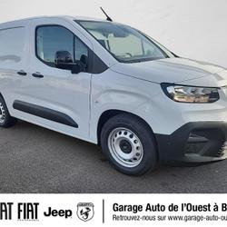 Fiat Doblo M Electrique 136ch Bat 54 kWh 337 Kms Pack Premium Connect // GARANTIE 8 ANS Brest