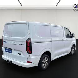 Ford Transit Custom E-TRANSIT CUSTOM FGN 320 L1H1 218 CH BATTERIE 64 KWH LIMITED Lattes