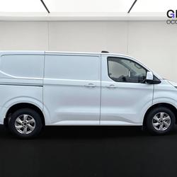 Ford Transit Custom E-TRANSIT CUSTOM FGN 320 L1H1 218 CH BATTERIE 64 KWH LIMITED Lattes