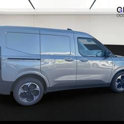 Ford Transit E-TRANSIT COURIER 136 CH 46 KWH LIMITED Lattes