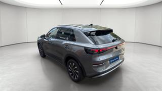 Volkswagen T-Roc  - photo 2