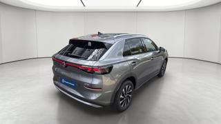 Volkswagen T-Roc  - photo 4