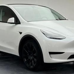 Tesla Model Y Base RWD F&eacute;rin