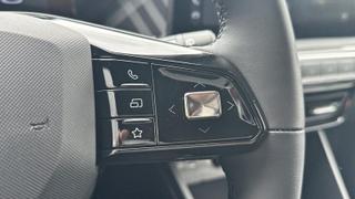 MG MG3  - photo 3