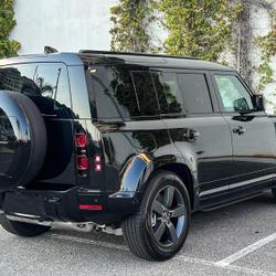 Land Rover Defender 110 2.0 P300e X-Dynamic SE Monaco