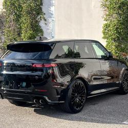 Land Rover Range Rover Sport 4.4 P635 635ch MHEV SV Black Monaco