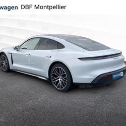 Porsche Taycan 4S 571 ch avec batterie performance plus Saint-Cl&eacute;ment-de-Rivi&egrave;re