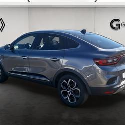 Renault Arkana E-Tech hybride 145 - 22 Techno Ch&acirc;teaubriant