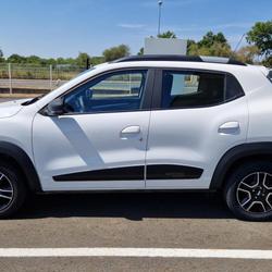 Dacia Spring Essential -23B Ch&acirc;teaubriant
