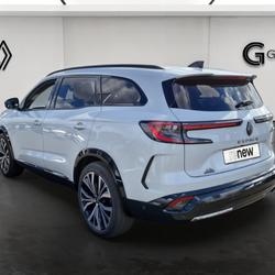Renault Espace 5 Espace E-Tech hybrid 200 Iconic Ch&acirc;teaubriant