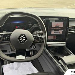Renault Austral E-Tech hybrid 200 Iconic esprit Alpine occasion - Saint-Apollinaire - photo 2/33