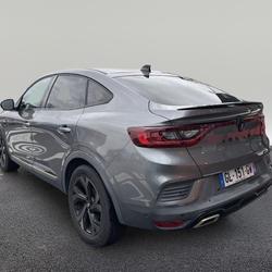 Renault Arkana E-Tech hybride 145 - 22 Engineered Vitr&eacute;