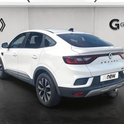 Renault Arkana E-Tech 145 - 21B Intens Vitr&eacute;