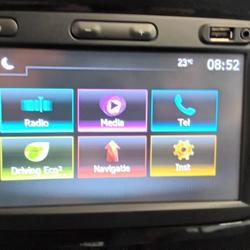 Renault Captur dCi 90 EDC Intens Mign&eacute;-Auxances