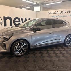 Renault Clio 5 E-Tech full hybrid 145 ch GSR2 Techno occasion - Mign&eacute;-Auxances - photo 2/15